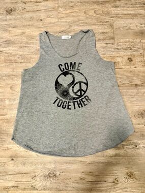 Women's Gray 'Come Together' Graphic Tank Top - Casual Scoop Neck